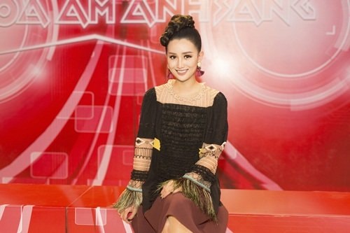 BTV Quỳnh Chi, MC Quỳnh Chi, MC VTV, The Remix, The Voice