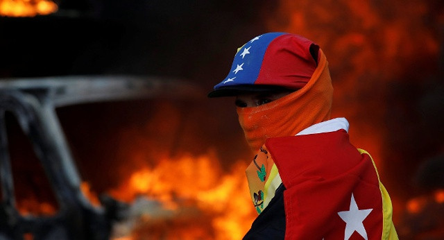 Venezuela trước nguy cơ “cách mạng màu”. Ảnh Reuters