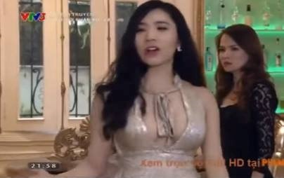 Một trong những trang phục bị chê phản cảm của Thanh Bi trong tập 20 Người phán xử.