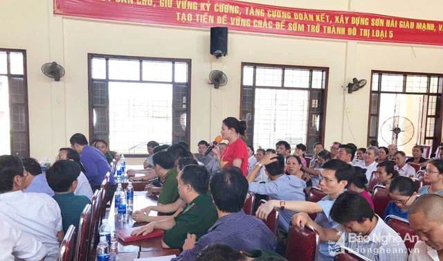 Người dân xã Sơn Hải phản ánh tâm tư nguyện vọng tới Bí thư Tỉnh ủy
