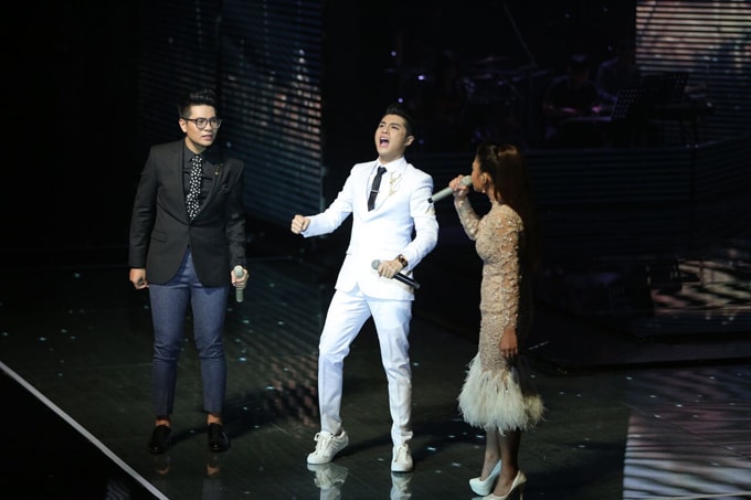 ali-hoang-duong-gianh-ngoi-quan-quan-giong-hat-viet-mua-4-18