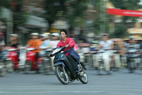 nhung-kieu-lai-xe-kho-chiu-thuong-gap-tren-duong-2