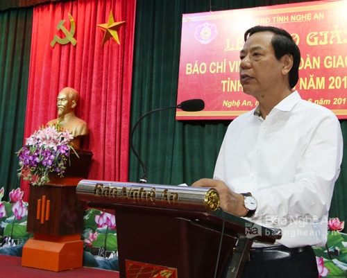 Đồng chí Nguyễn Hồng Kỳ - Giám đốc sở GTVT phát biểu. Ảnh Văn Trường