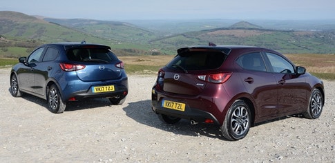 mazda2 tech edition dac biet gia 441 trieu dong hinh anh 2
