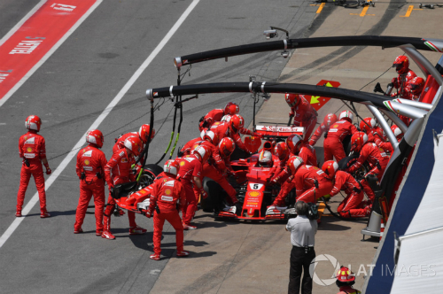 lewis-hamilton-dai-thang-tai-grand-prix-canada-1