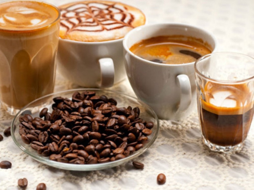 Nên cân nhắc dùng các đồ uống có caffein khi bạn thật sự nhạy cảm với nó và có bệnh cao huyết ápẢNH MINH HỌA: SHUTTER STOCK