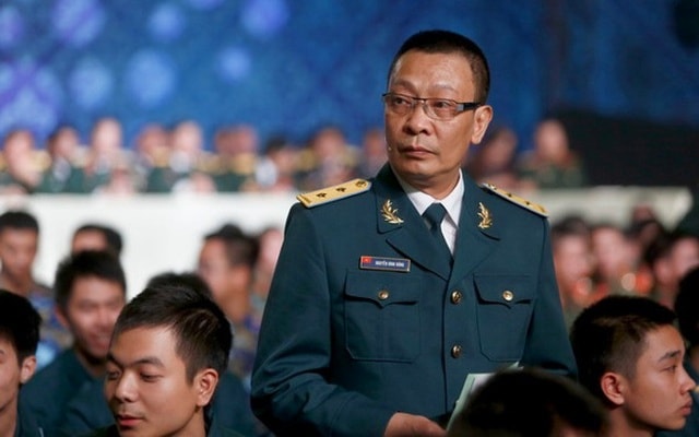 Sau thành công của SV96, Lại Văn Sâm được giao trọng trách dẫn dắt nhiều chương trình trên sóng VTV3 kể từ những ngày đầu thành lập cho đến nay, ví dụ như Trò chơi thi đấu liên tỉnh, Đấu Trí, Đấu trường 100, SV2000, Chiếc nón kỳ diệu, Chúng tôi là chiến sĩ, Hãy chọn giá đúng...  Ảnh: CTCC.