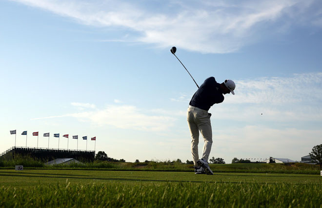 Erin Hills là sân dài nhất lịch sử US Open. Hiệp hội golf Mỹ (USGA) thông báo chiều dài sân Erin Hills là 7.741 yard, dài nhất trong lịch sử 117 năm của US Open. Trước đó, kỷ lục thuộc về sân Chambers Bay, đăng cai năm 2014, với chiều dài 7.695 yard. Erin Hills là sân đầu tiên tại Wisconsin đăng cai US Open.