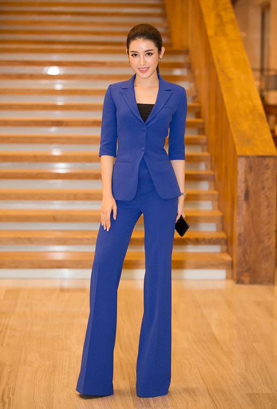 huyen-my-thanh-lich-voi-suit-mau-noi-3