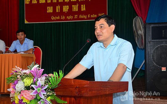 Bí thư Tỉnh ủy Nguyễn Đắc Vinh trả lời kiến nghị cử tri . Ảnh Thành Duy