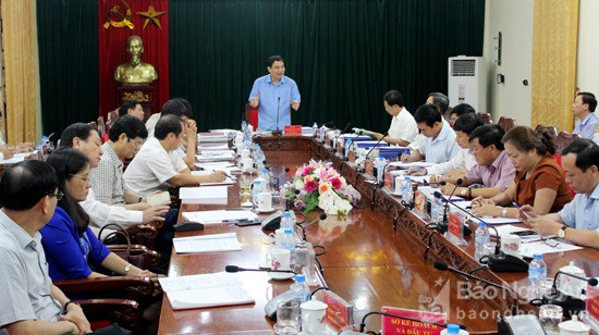 Toàn cảnh cuộc họp Ban Thưởng vụ tỉnh ủy. Ảnh: Nguyên Sơn