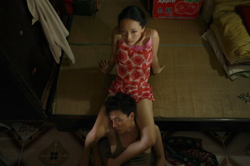 Phương Nga từng là lựa chọn đầu tiên cho vai Huyền trong phim Đập cánh giữa không trung của nữ đạo diễn Nguyễn Hoàng Điệp.