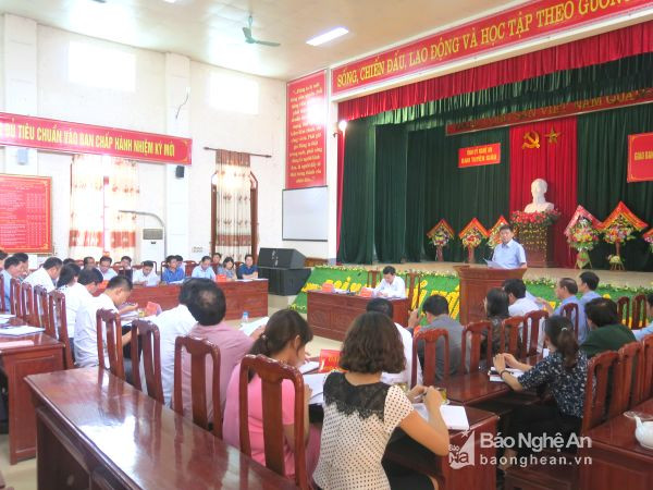 Toàn cảnh hội nghị giao ban tuyên giáo cụm II. Ảnh: Nguyễn Hải