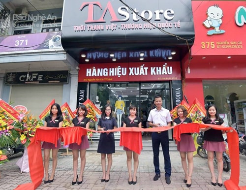 Thời trang TA Store có mặt tại thị trường Nghệ An mang lại niềm vui cho các tín đồ thời trang xứ Nghệ. Ảnh: PV