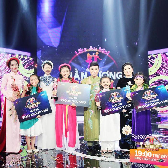Khoảnh khắc vinh danh của Hà Quỳnh Như cùng các thí sinh đạt giải. Ảnh: Fanpage TTTL