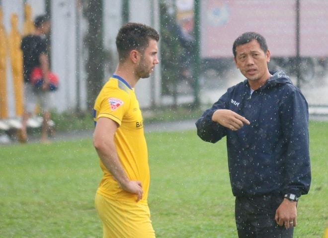 Tân binh Danko có 2 tháng để hòa nhập đội bóng mới. Ảnh: Dũng Nguyễn