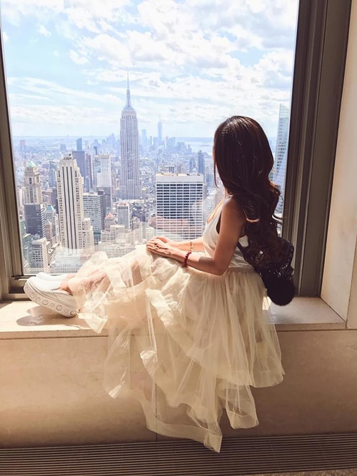 chuyen-di-new-york-20-trieu-dong-cua-dj-xinh-dep-khong-hoang-tuong-1