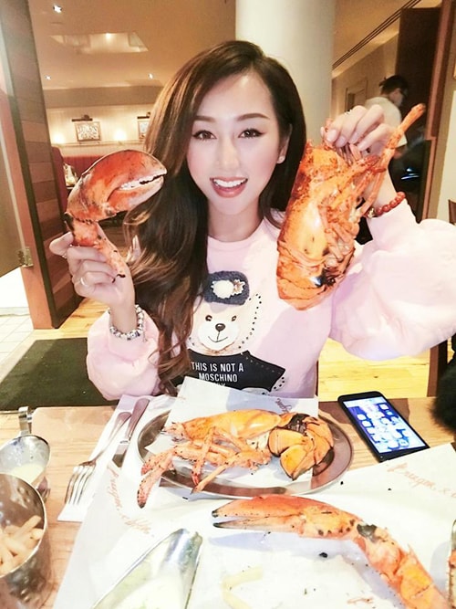 chuyen-di-new-york-20-trieu-dong-cua-dj-xinh-dep-khong-hoang-tuong-4