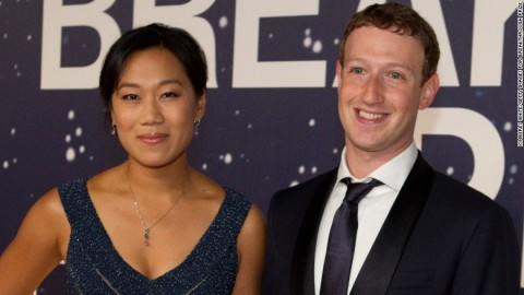 Khi ông chủ hãng Facebook Mark Zuckerberg có con gái đầu lòng là Max vào năm 2015, anh và vợ là Priscilla Chan tuyên bố: Họ không có ý định để lại khối tài sản tỷ USD cho con. Thay vào đó, cặp đôi này thành lập quỹ tự thiện Chan Zuckerberg Initiative dành để phát triển sự nghiệp giáo dục, chữa bệnh, kết nối mọi người và xây dựng các cộng đồng vững mạnh trên khắp thế giới.