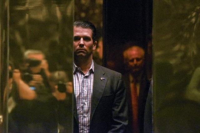 Donald Trump Jr. tại Tháp Trump ở thành phố New York ngày 18/1/2017. Ảnh: Reuters