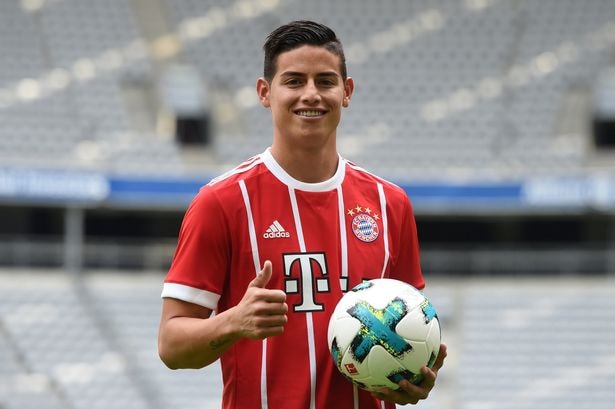 Sân Alianz Arena đón chào sự xuất hiện của cầu thủ James Rodriguez.  Ảnh: Internet