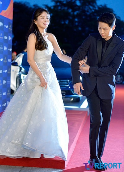 song-hye-kyo-tu-co-gai-mum-mim-toi-bieu-tuong-nu-tinh-10