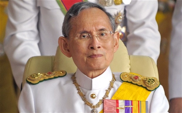 Quốc vương Bhumibol Adulyadej băng hà ở tuổi 88, người trị vì lâu nhất thế giới. Ảnh: AP