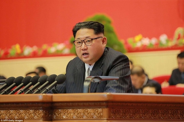 Nhà lãnh đạo Triều Tiên Kim Jong-un tuyên bố nước này sẽ không sử dụng vũ khí hạt nhân trừ khi các lực lượng thù địch sử dụng trước