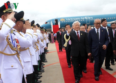 tong bi thu nguyen phu trong bat dau tham vuong quoc campuchia hinh 1