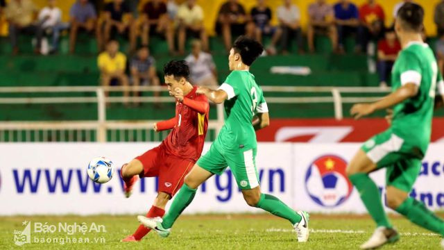Tiền đạo Văn Toàn có một ngày thi đấu cực kỳ thành công trước U23 Macau - Ảnh: Đức Đồng
