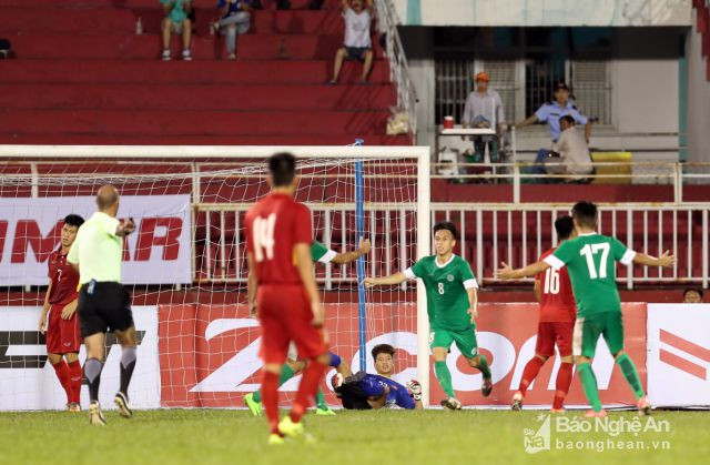 Vị trí gác đến cho U23 Việt Nam vẫn chưa tìm được chủ nhân xứng đáng - Ảnh: Đức Đồng