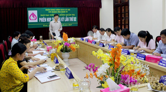 Toàn cảnh cuộc họp Ban đại diện hội đồng quản trị ngân hàng chính sách xã hội chi nhánh tỉnh Nghệ An. Ảnh: Nguyên Nguyên
