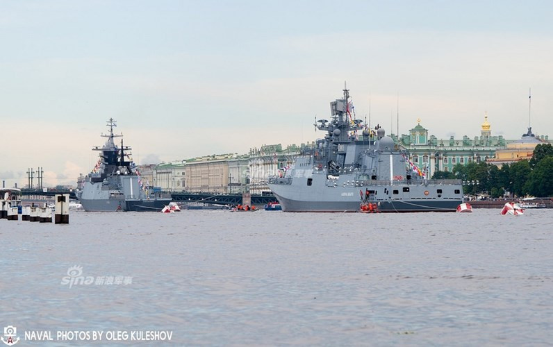 Không chỉ St Petersburg, tại một số thành phố cảng lớn như Sevastopol, Vladivostok sẽ đồng loạt tham gia các hoạt động duyệt binh. Nguồn ảnh: Sina