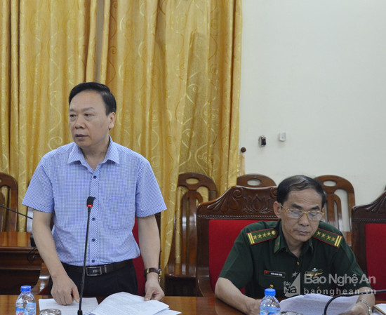 Ông Nguyễn Ngọc Đức- Phó Giám đốc Sở Tài chính góp ý vào nội dung của Kế hoạch Thông tin đối ngoại tỉnh Nghệ An giai đoạn 2017-2020. Ảnh Thanh Lê