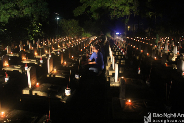 Nghĩa trang liệt sỹ Quốc tế Việt - Lào là nơi an nghỉ của hơn 11.000 cán bộ, chiến sỹ quân tình nguyện và chuyên gia quân sự Việt Nam, những người con ưu tú của 47 tỉnh, thành trong cả nước đã hy sinh trên chiến trường nước bạn Lào.
