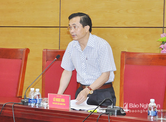 Phó chủ tịch UBND tỉnh Lê Ngọc Hoa phát biểu kết luận buổi làm việc. ẢNh Thu Huyền