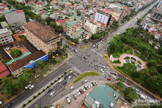 Ngã tư Nguyễn Thái Học - Quang Trung hay còn gọi là ngã tư 