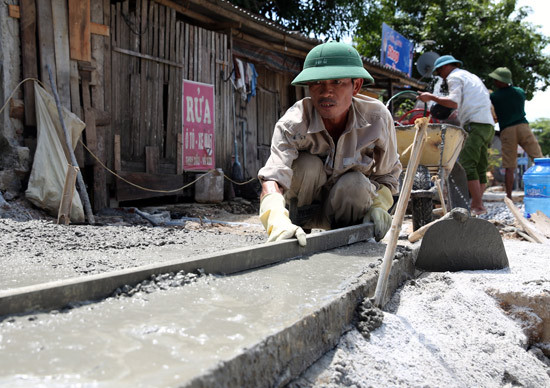 Có hàng trăm mét đường ở địa bàn xã biên giới Tam Quang được giải tỏa.