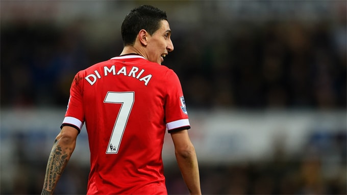 3. Angel Di Maria (79 triệu) là một trong những bản hợp đồng tệ nhất trong lịch sử Man Utd. Tiền vệ người Argentina chỉ chơi một mùa rồi chuyển sang PSG năm 2015. Một phần lý do có thể là phong cách huấn luyện không phù hợp của cựu HLV Louis Van Gaal. Khi tới sân Old Trafford, Mourinho từng nuối tiếc về Di Maria.