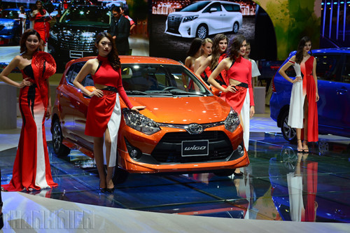 Xe còn có nhiều tên gọi như Daihatsu Ayla, Toyota Agya hay Perodua Axia tại các thị trường khác nhau