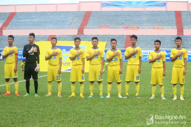 Đội hình chính thức của U15 SLNA tại VCK U15 Quốc Gia có nhiều tuyển thủ U15 Việt Nam - Ảnh: Hoài Hoan