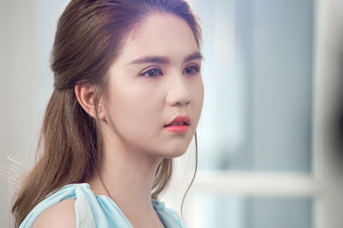 ngoc-trinh-he-lo-canh-nude-trong-phim-moi-6