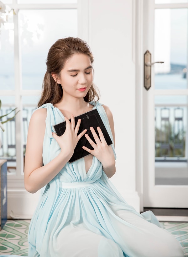 ngoc-trinh-he-lo-canh-nude-trong-phim-moi-7