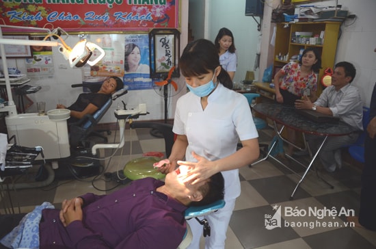 Đoàn thanh tra Sở Y tế thanh tra phòng răng không phép Ngọc Thắng, thị trấn Đô Lương