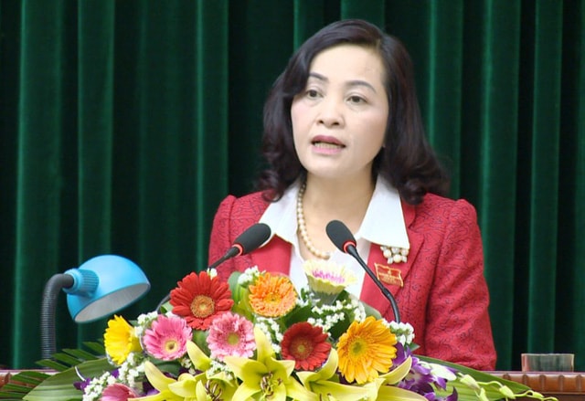 Bà Nguyễn Thị Thanh - Bí thư Tỉnh ủy Ninh Bình cho biết, sẽ xử lý nghiêm vụ Giám đốc Sở Khoa học và Công nghệ đánh lái xe (ảnh: nbtv)