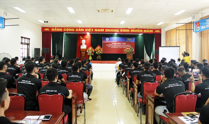 Toàn cảnh lễ khai giảng. Ảnh: Cảnh Nam
