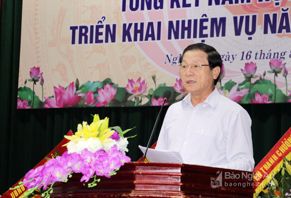 Đồng chí Lê Minh Thông chủ trì và phát biểu tại hội nghị. Ảnh: Mỹ Hà