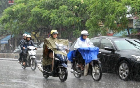 Cảnh báo mưa rào và dông rải rác cả ngày và đêm. Ảnh minh họa.