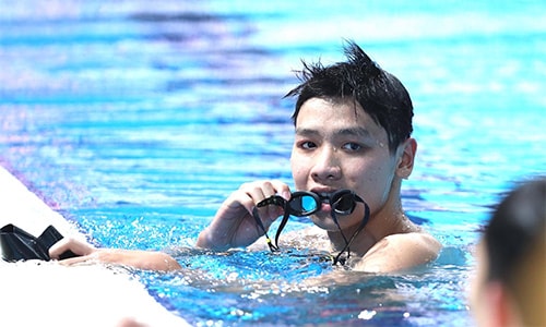 kim-son-kinh-ngu-15-tuoi-pha-ky-luc-quoc-gia-o-sea-games