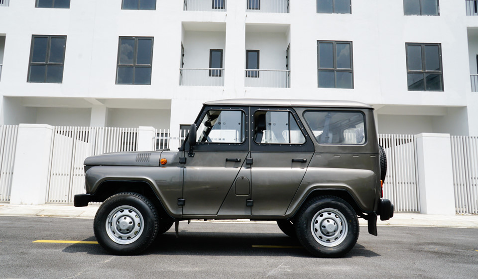 UAZ Hunter may dau - xe gam cao duoi 500 trieu tai Viet Nam hinh anh 4